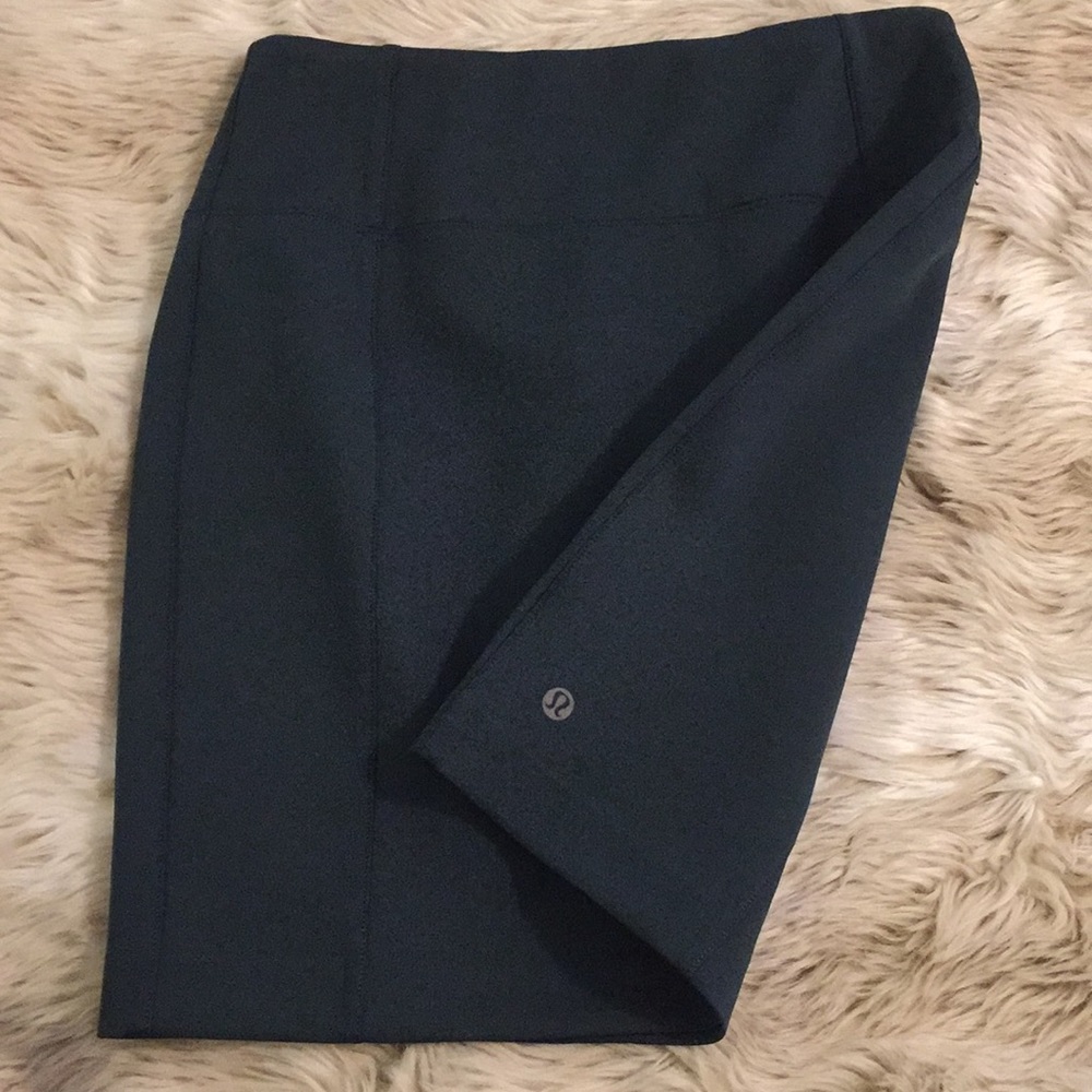 New without tags Lululemon skirt.